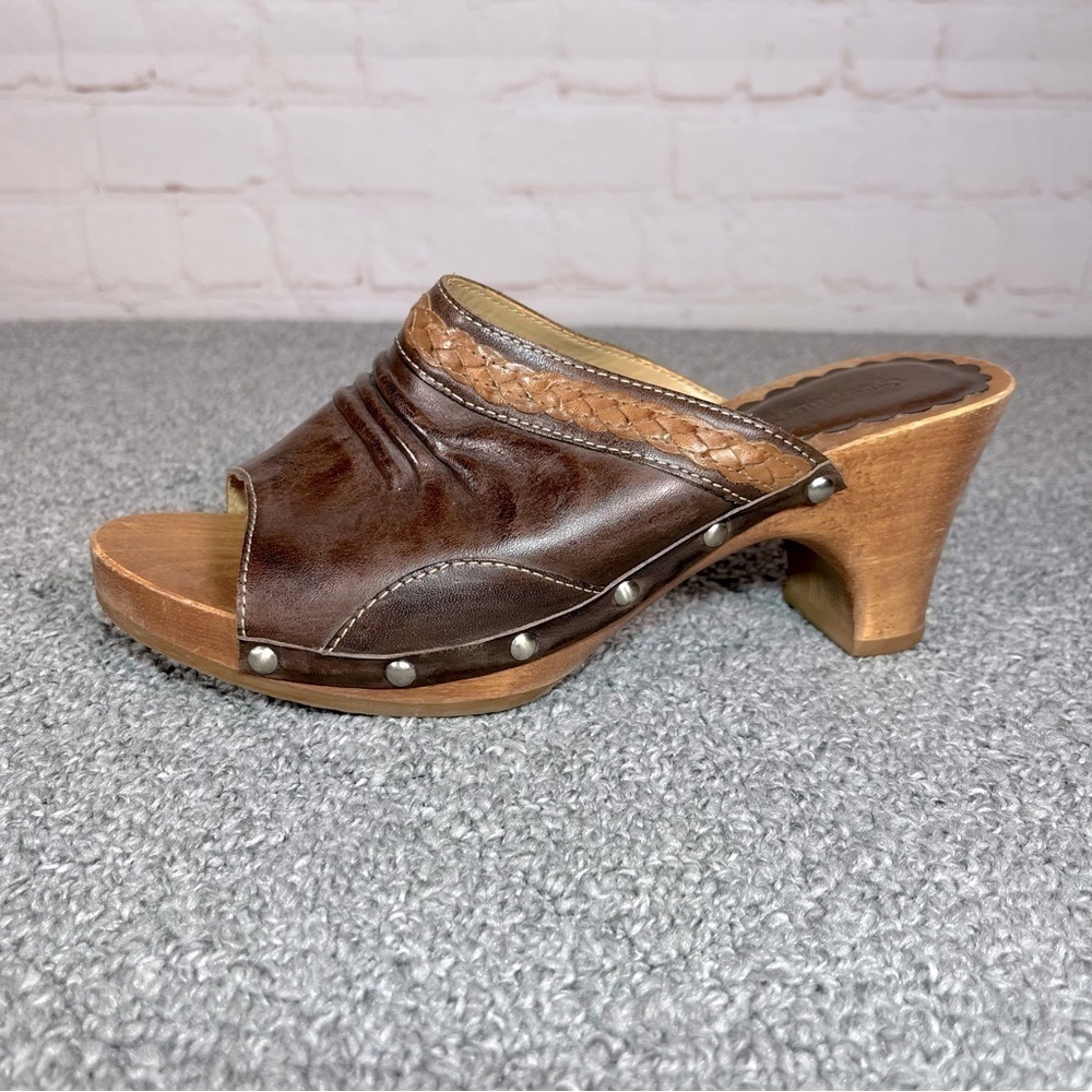 CAT Caterpillar Wooden Leather Clogs Heels Shoes Womens 6